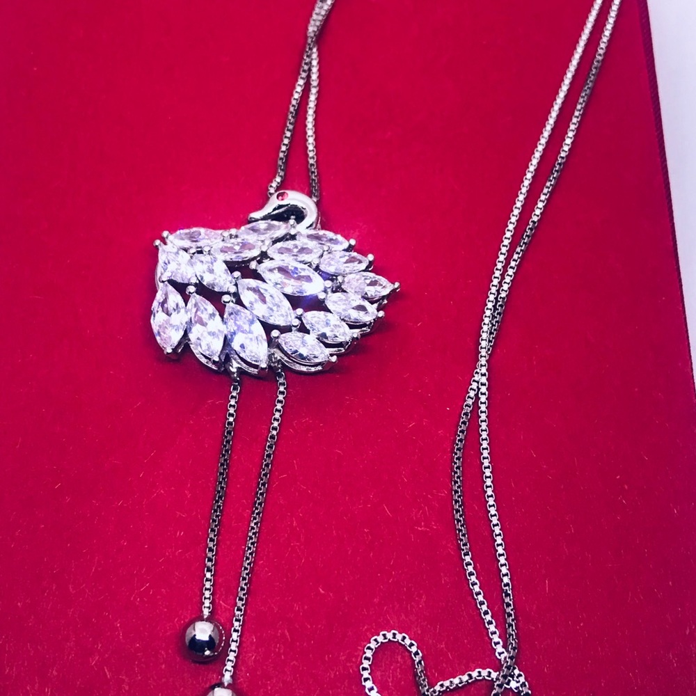 Women’s swan long necklace high quality